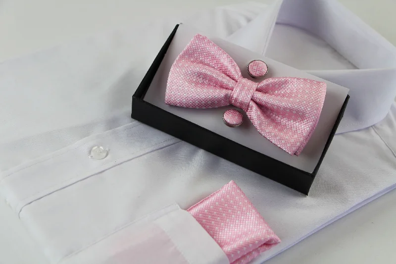 luxury silk necktie combinations for formal events-Mens Light Pink Checkered Matching Bow Tie, Pocket Square & Cuff Links Set