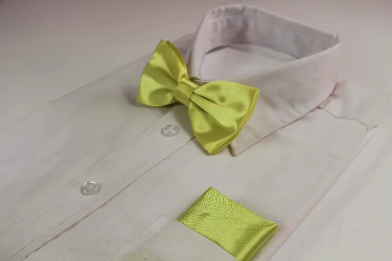 premium silk necktie designs for corporate wear-Mens Lime Plain Bow Tie & Matching Pocket Square Set