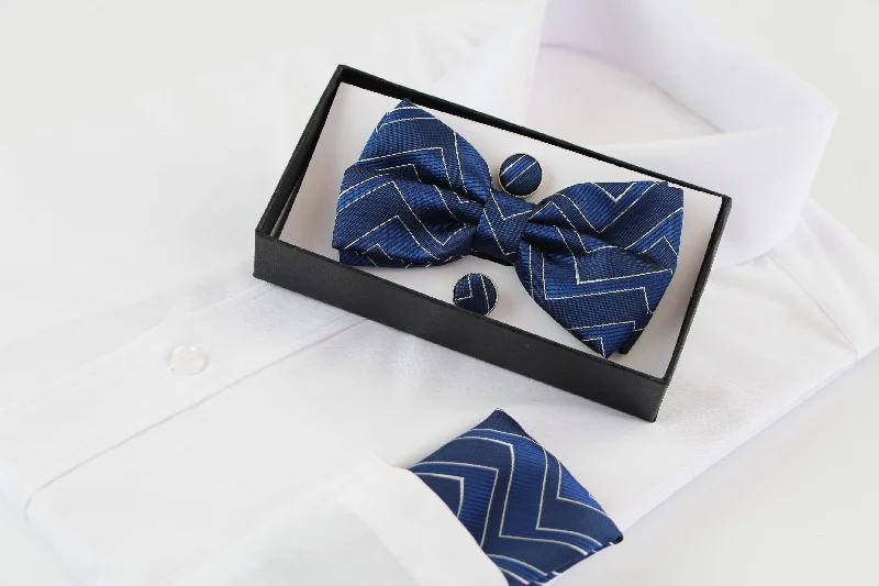 trendy silk necktie ideas for wedding celebrations-Mens Navy Blue Zig Zag Matching Bow Tie, Pocket Square & Cuff Links Set