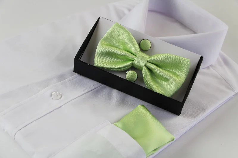 affordable silk necktie colors for office meetings-Mens Pastel Green Matching Bow Tie, Pocket Square & Cuff Links Set