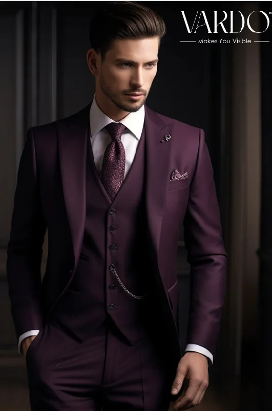 Men's designer tuxedo jacket for special business event -Elegant Men's Purple Three-Piece Suit – Sophisticated Formalwear for Exceptional Style- Tailored Suit-The Rising Sun store, Vardo